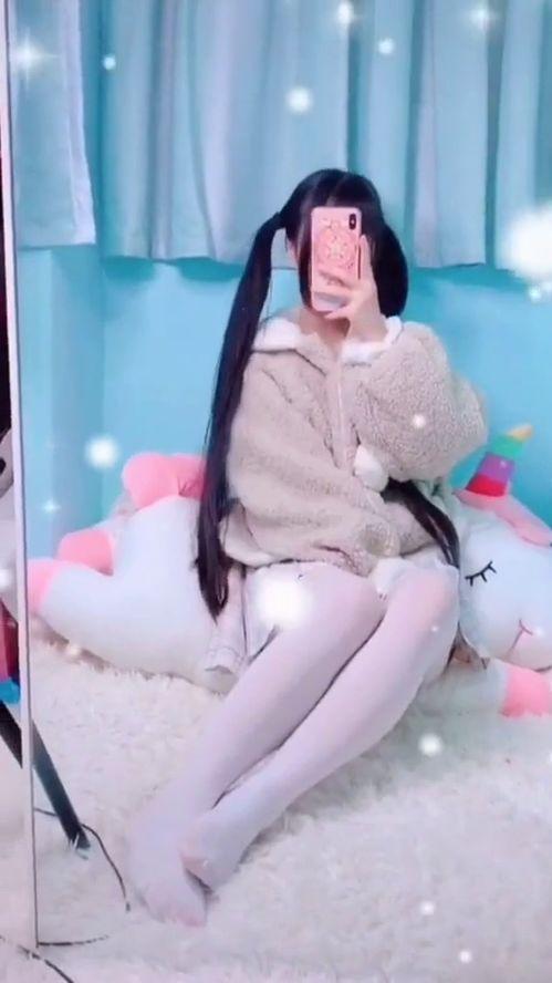 萝莉福利 牙兔喵喵在线,牙兔喵喵带你探索萌系乐园